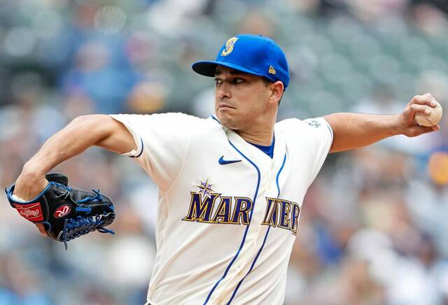 Marco Gonzales pitches for Seattle against the Pirates last season.