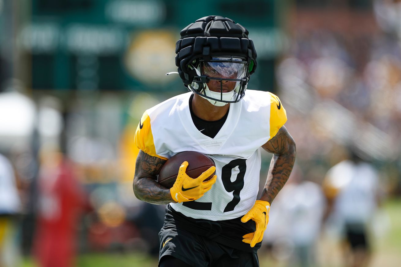 Pittsburgh Steelers running back Alfonzo Graham (29) runs with the ball during a drill in the team’s training camp at Saint Vincent College on July 29, 2023, in Latrobe, PA.