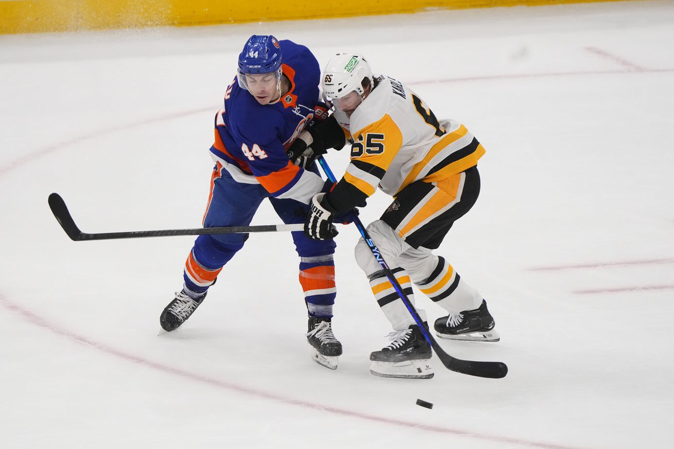 NHL: DEC 27 Penguins at Islanders