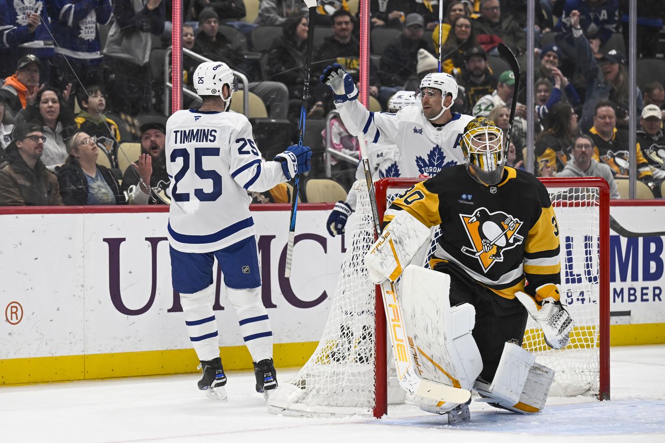 NHL: MAR 02 Maple Leafs at Penguins