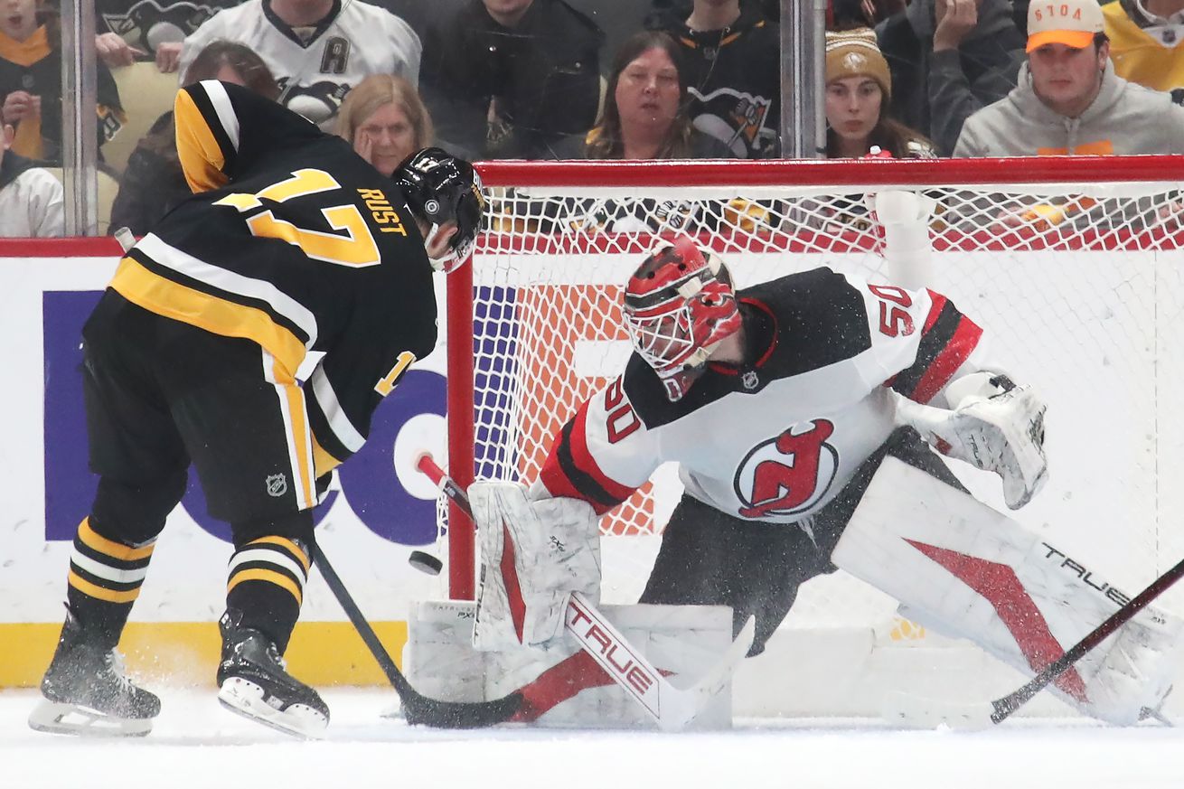 NHL: New Jersey Devils at Pittsburgh Penguins