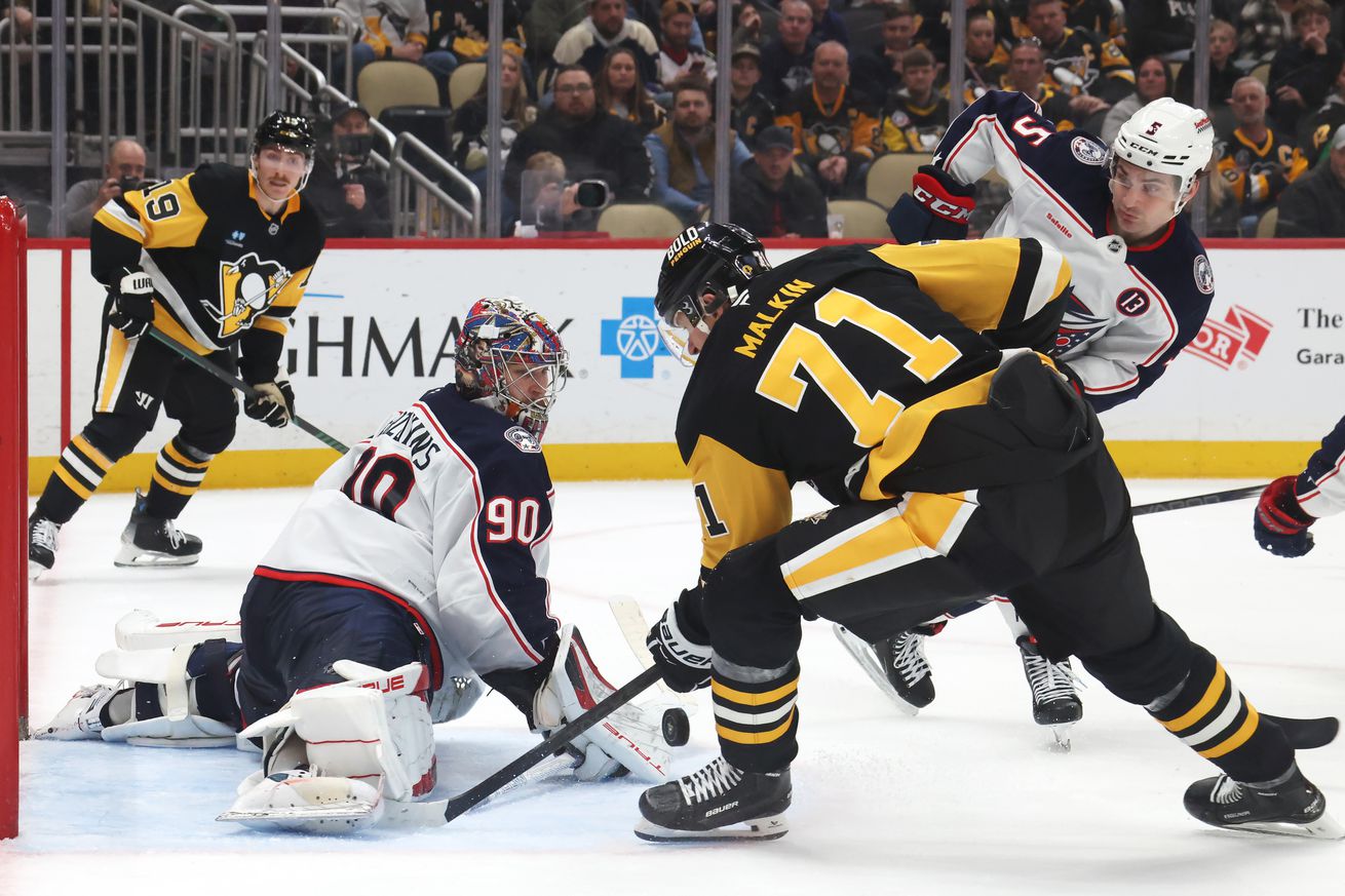 NHL: Columbus Blue Jackets at Pittsburgh Penguins