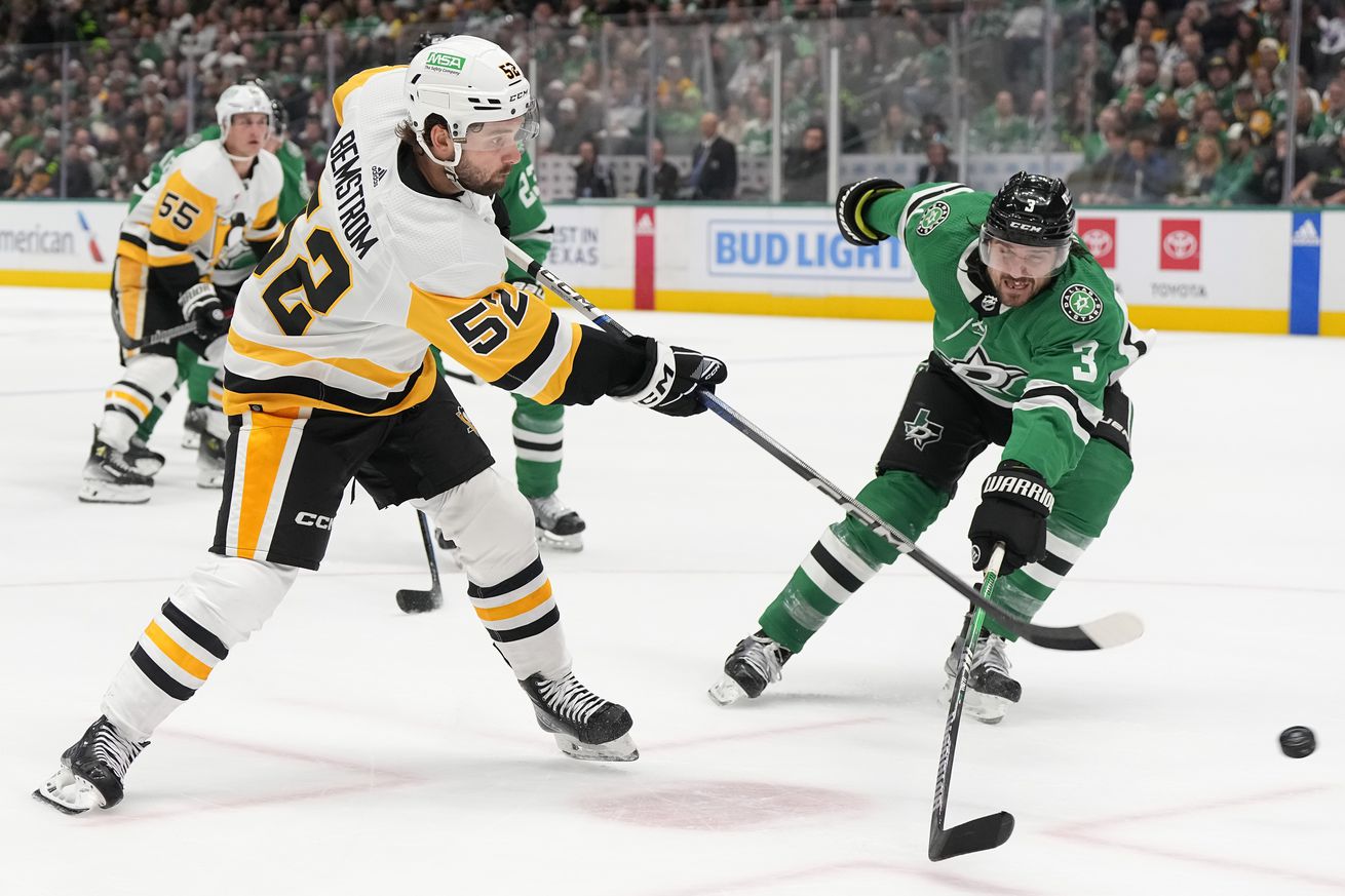 Pittsburgh Penguins v Dallas Stars