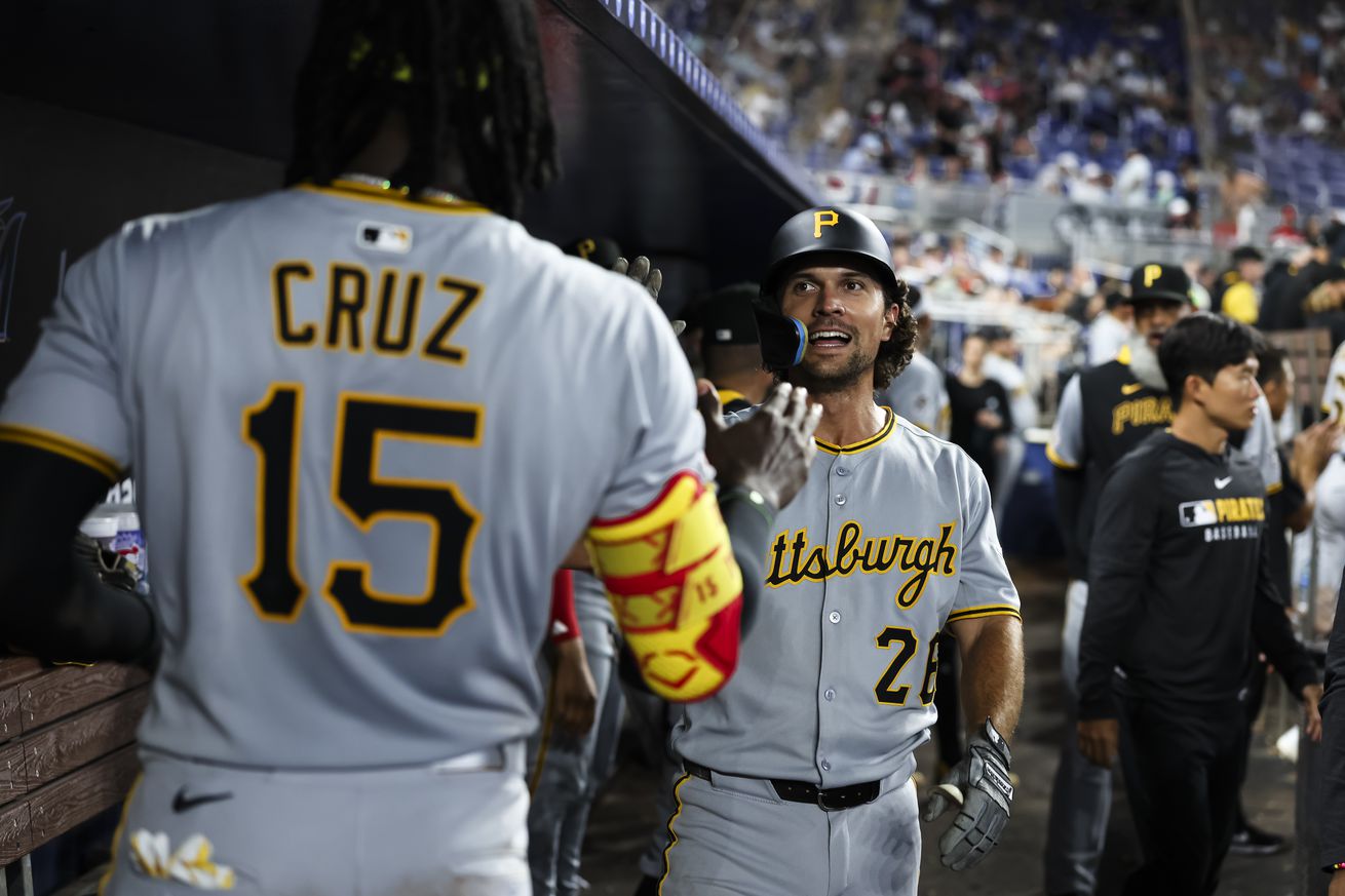 Pittsburgh Pirates v Miami Marlins
