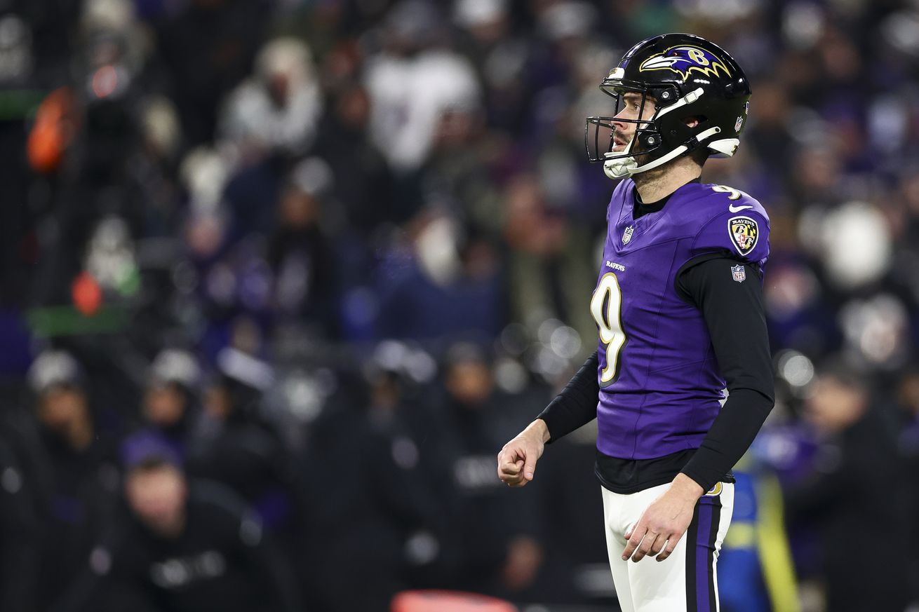 AFC Wild Card Playoffs: Pittsburgh Steelers v Baltimore Ravens