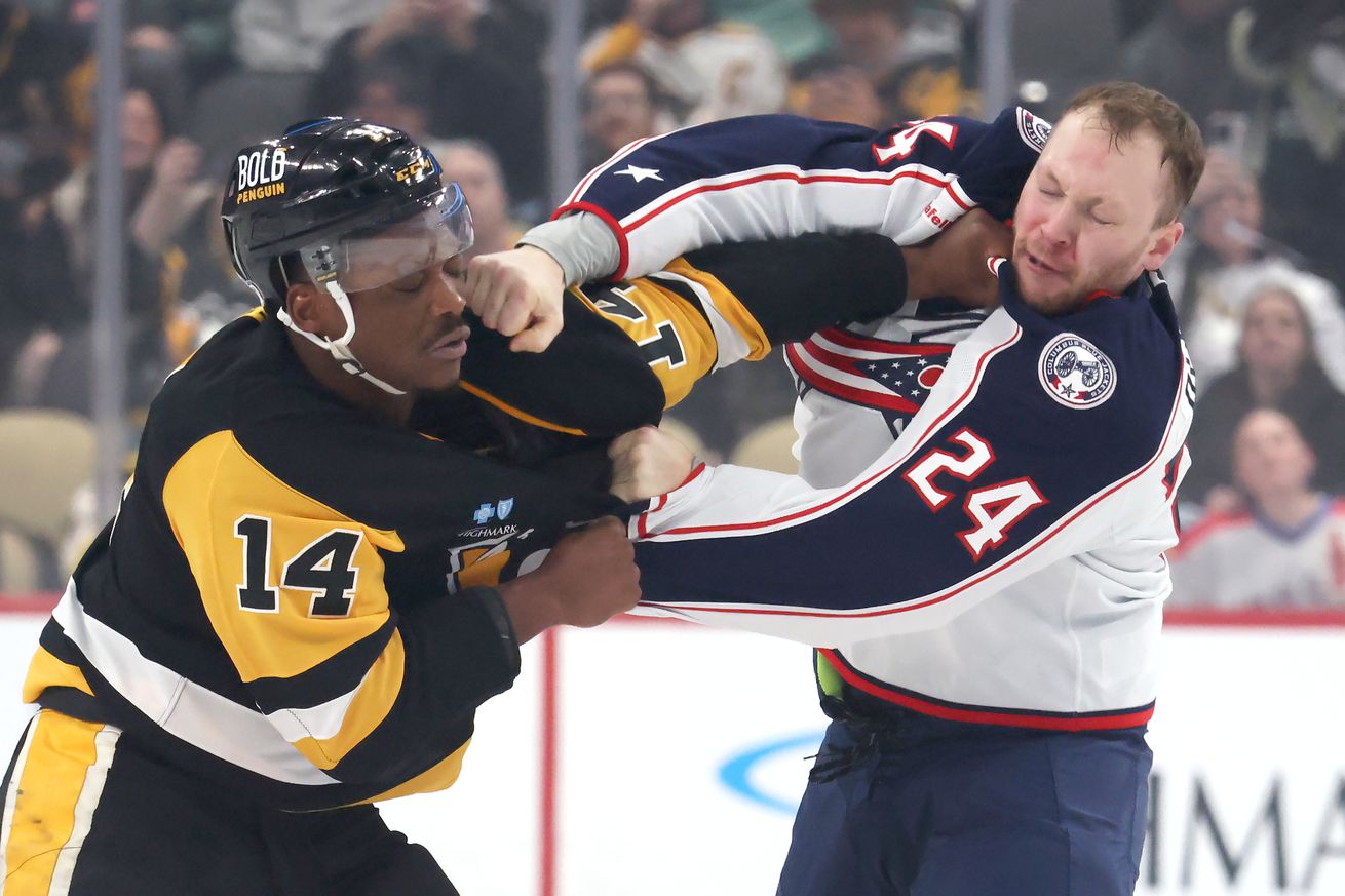 NHL: Columbus Blue Jackets at Pittsburgh Penguins