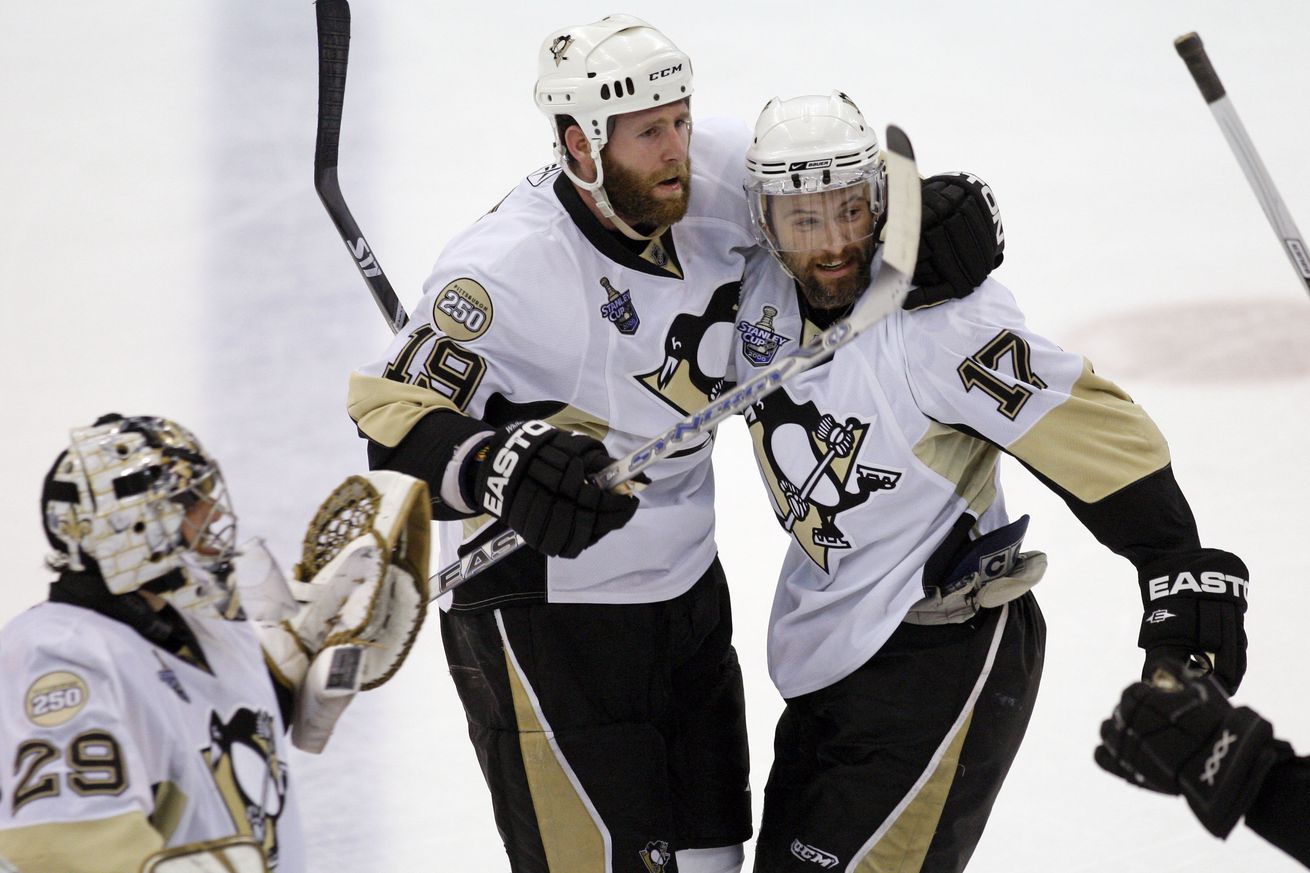 NHL: Pittsburgh Penguins at Detroit Red Wings