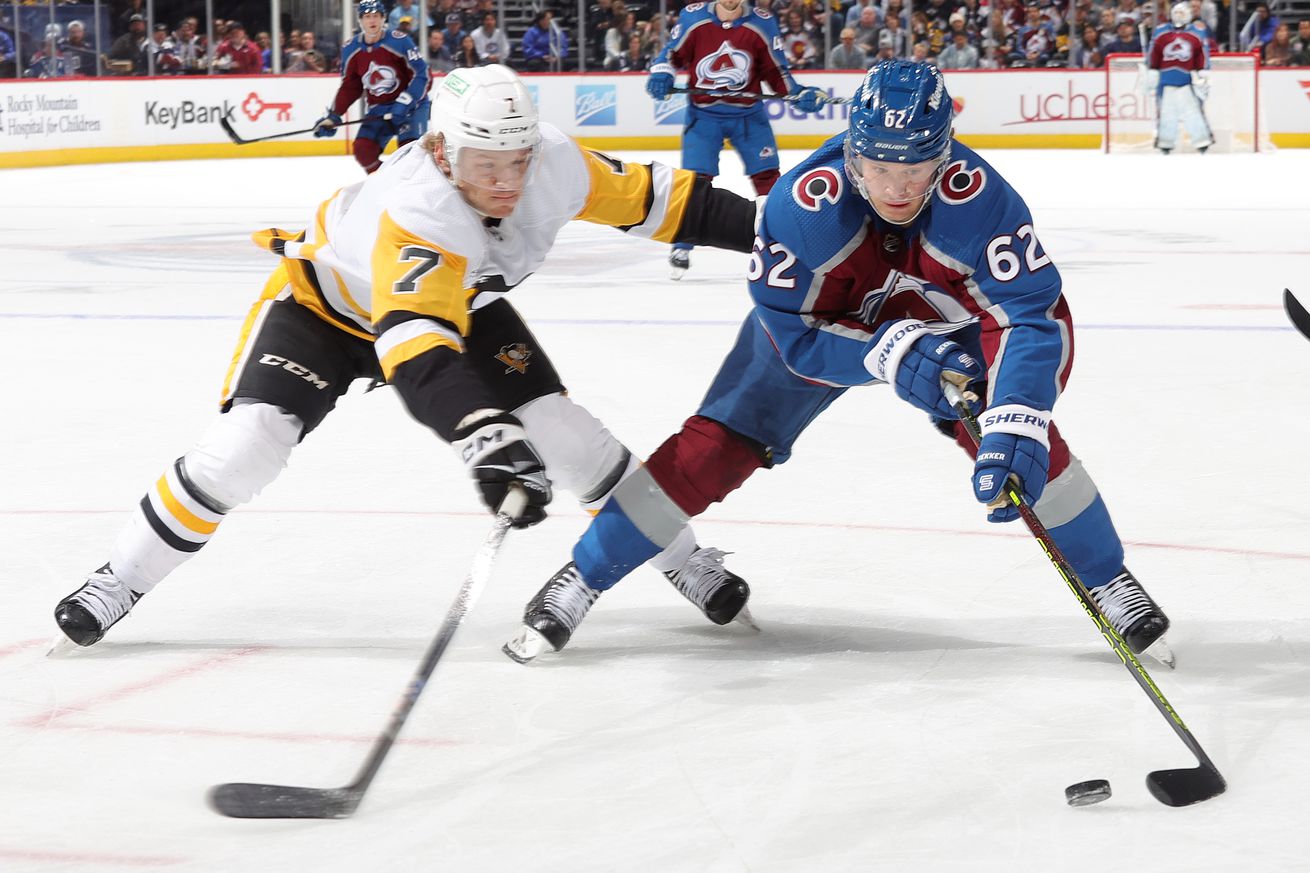 Pittsburgh Penguins v Colorado Avalanche