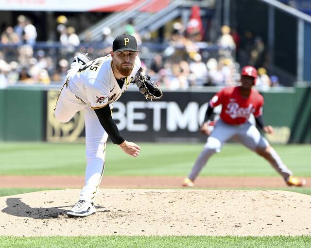 Pirates pitcher Mike Burrows delivers during the third inning against the Reds on Sunday, Aug. 10, 2025, at PNC Park.