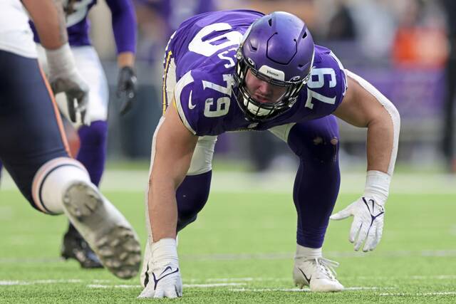 Shown in this photo while playing for the Minnesota Vikings in January 2022, edge defender Kenny Willekes was signed by the Pittsburgh Steelers on Tuesday.