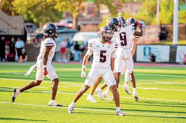 Defensive back Antonio Epps and his Duquesne teammates will play crosstown rival Pitt for the first time in 86 years.