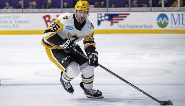 In 15 games with the Wilkes-Barre/Scranton Penguins last season, defenseman Colton Poolman scored four points (one goal, three assists).