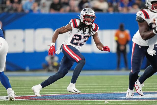 Shown while playing for the New England Patriots in a preseason game earlier this year, safety Kyle Dugger went through his first practice with the Pittsburgh Steelers on Thursday. He was acquired via a trade with the Patriots this week.