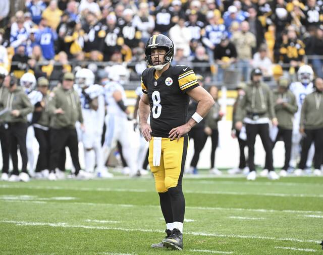 Pittsburgh Steelers quarterback Aaron Rodgers suffered a minor injury in his throwing hard during warmups Sunday but played and was effective during a win against the Indianapolis Colts at Acrisure Stadium.