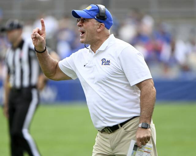 Pitt head coach Pat Narduzzi talks from the sideline during the second quarter against Louisville on Sept. 27.
                                Pitt head coach Pat Narduzzi send s a message from the sideline during the second quarter against Louisville on Saturday, Sept. 27, 2025, at Acrisure Stadium.