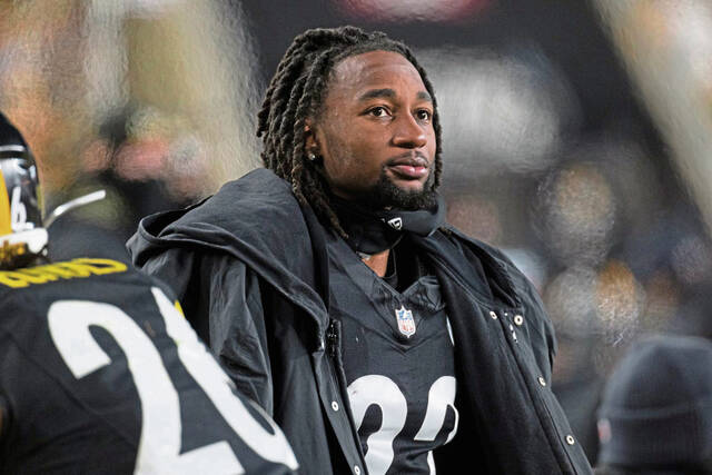 Pittsburgh Steelers cornerback Asante Samuel Jr. (22) looks on during an NFL football game, Sunday, Nov. 30, 2025, in Pittsburgh. (AP)